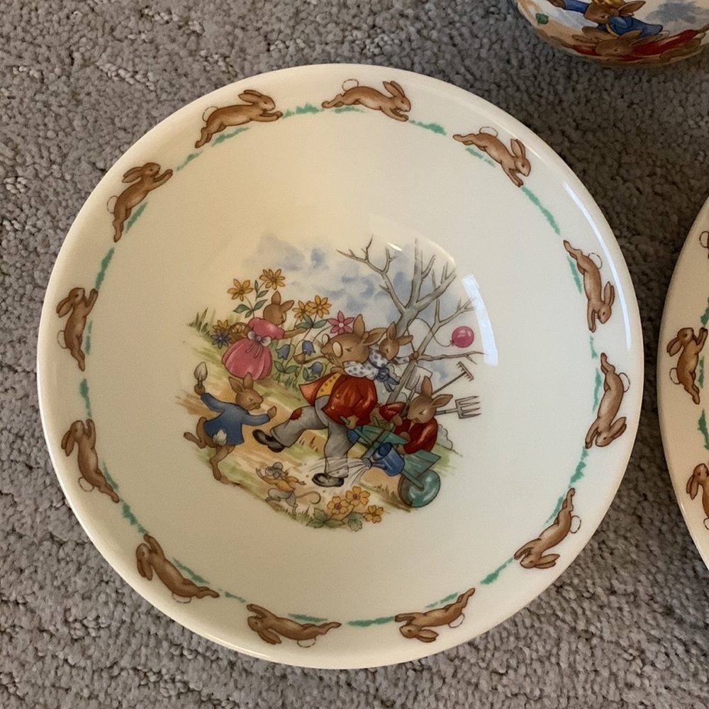 Peter Rabbit Tea Set - Picture 3 of 10